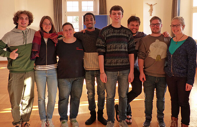 Die Mitglieder des Diözesanen Arbeistkreises: Leo Maucher, Franziska Wild, Miriam Gärtner, Alexander Aim, Timo Werner, Peter Lendrates, Lukas Nagel und Lena Reisigel (von links).